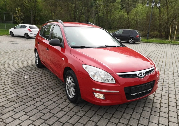 Hyundai I30 cena 15900 przebieg: 169484, rok produkcji 2010 z Zgorzelec małe 232